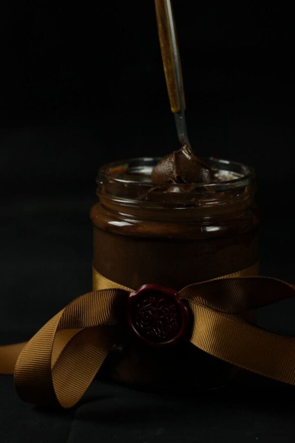 Caramelized hazelnut butter with cocoa